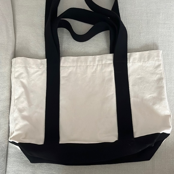 Madison Kitsune Small Tote Bag - Picture 3 of 8